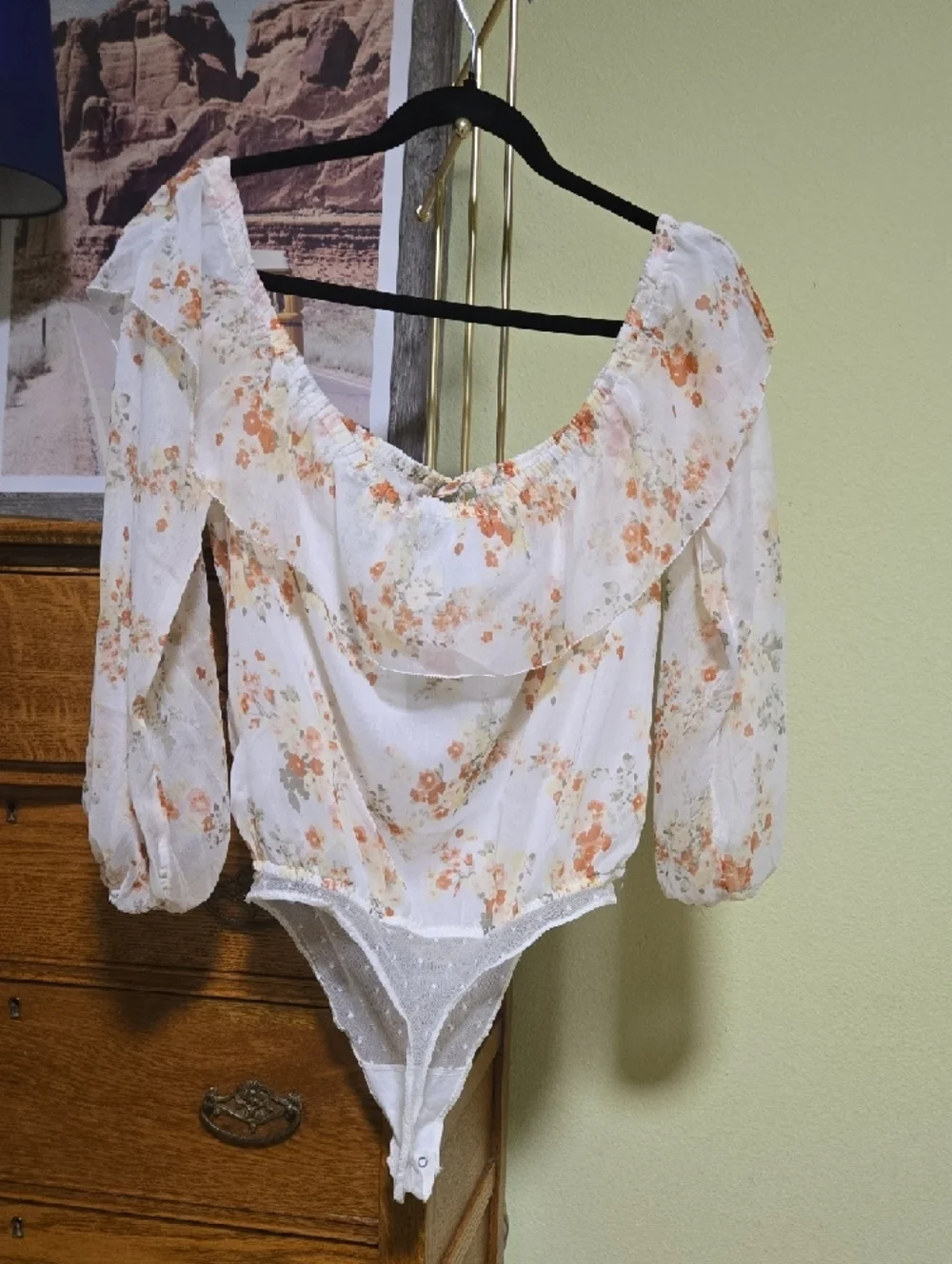 Abercrombie & Fitch White Floral Off-Shoulder Tie-Front Bodysuit - Picture 2 of 5